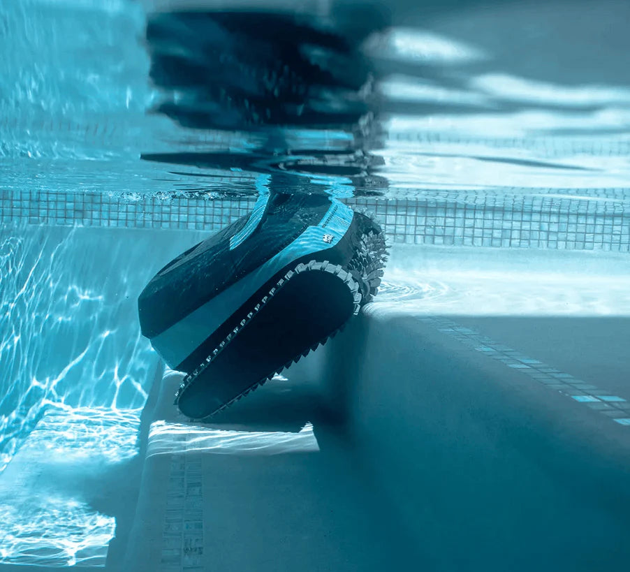 Dolphin Eon 120d Cordless Robotic Pool Cleaner