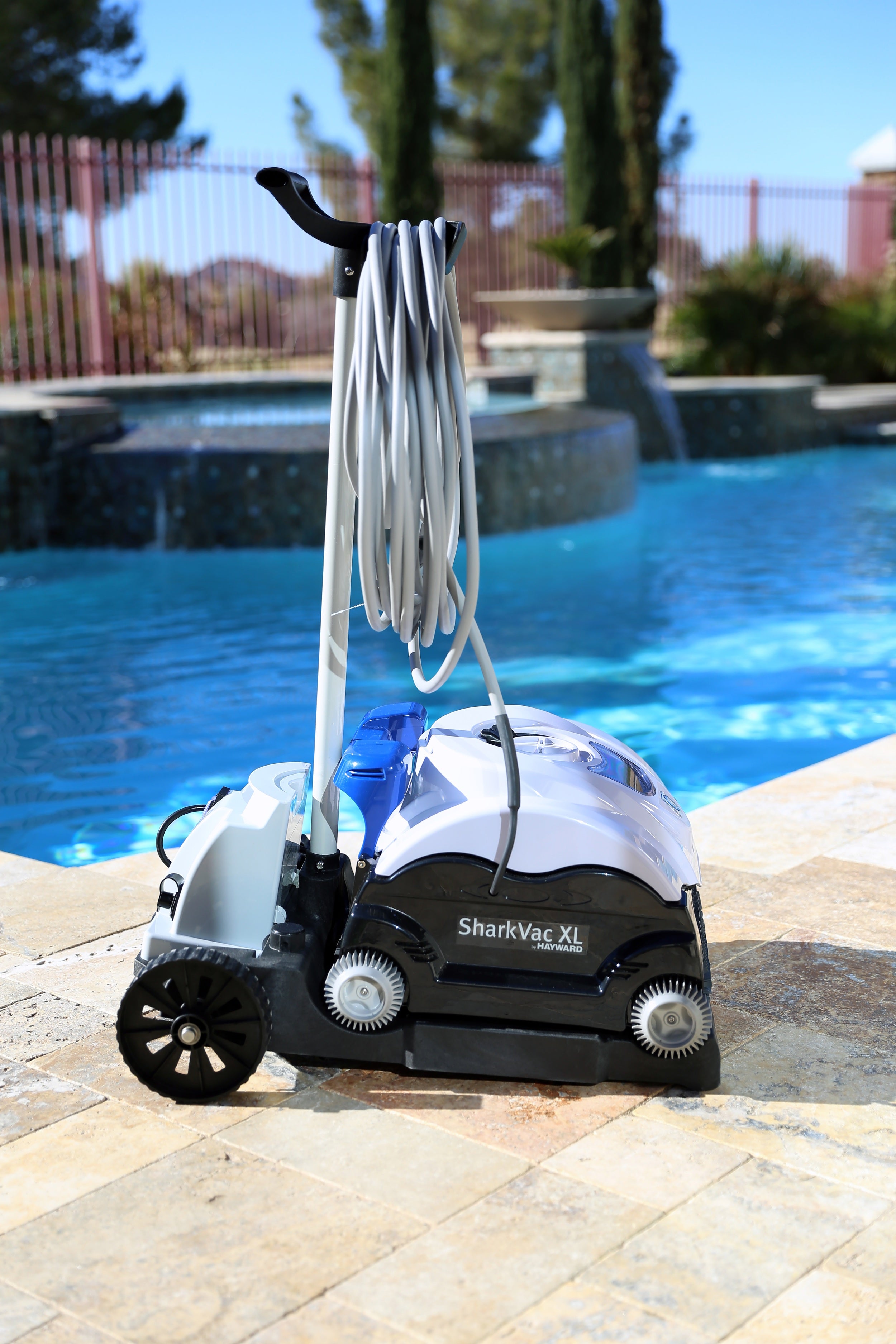 Hayward SharkVac™ XL Robotic Pool Cleaner with Caddy (Expert Line)